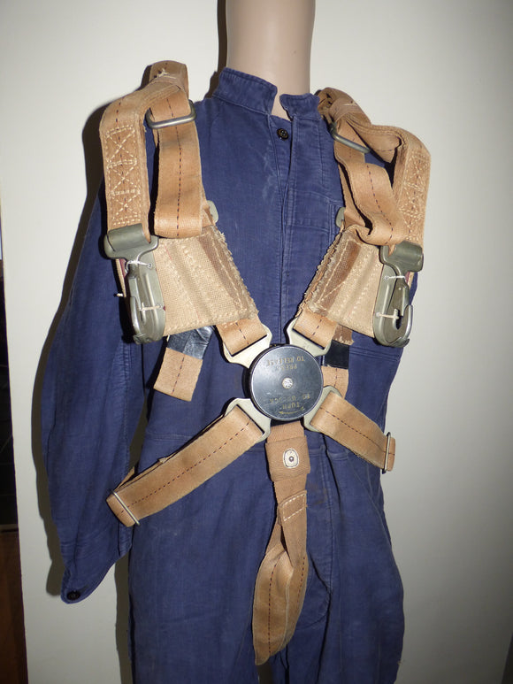 OBSERVER PARACHUTE HARNESS